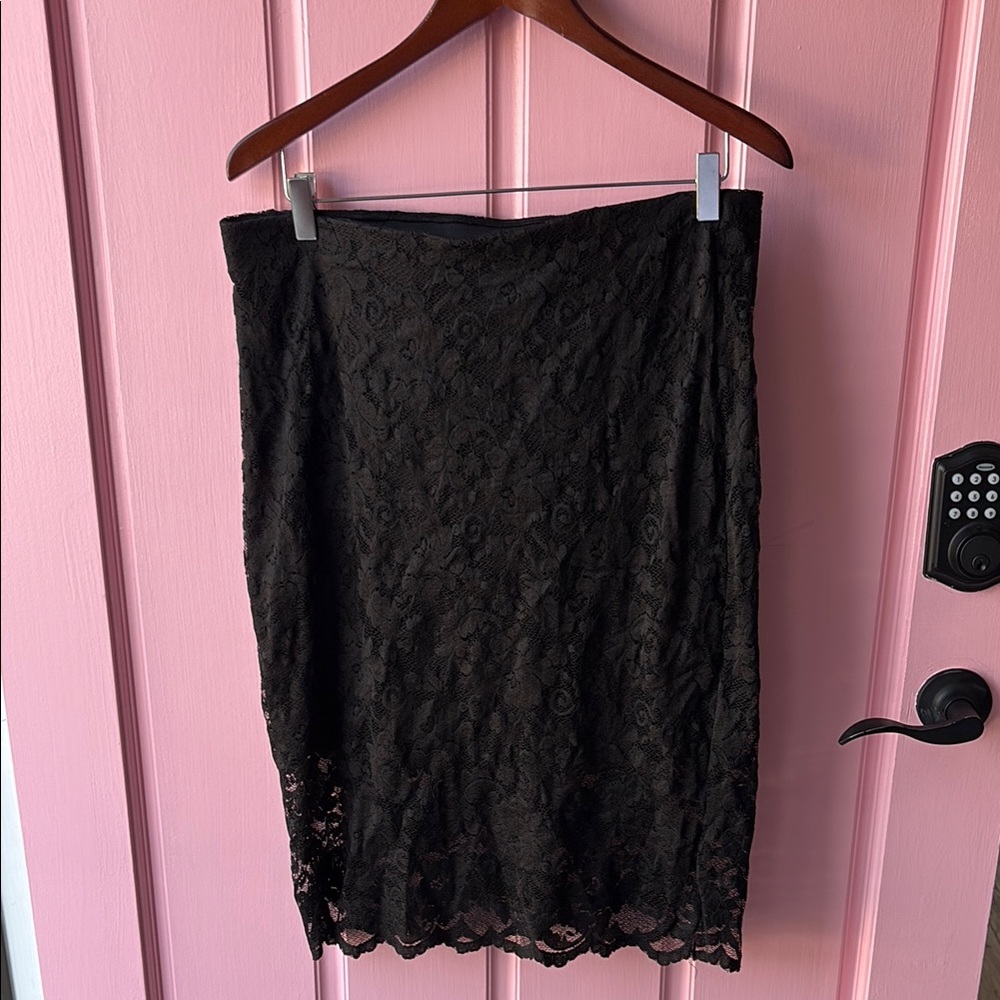 DJI Black Lace Pencil Skirt